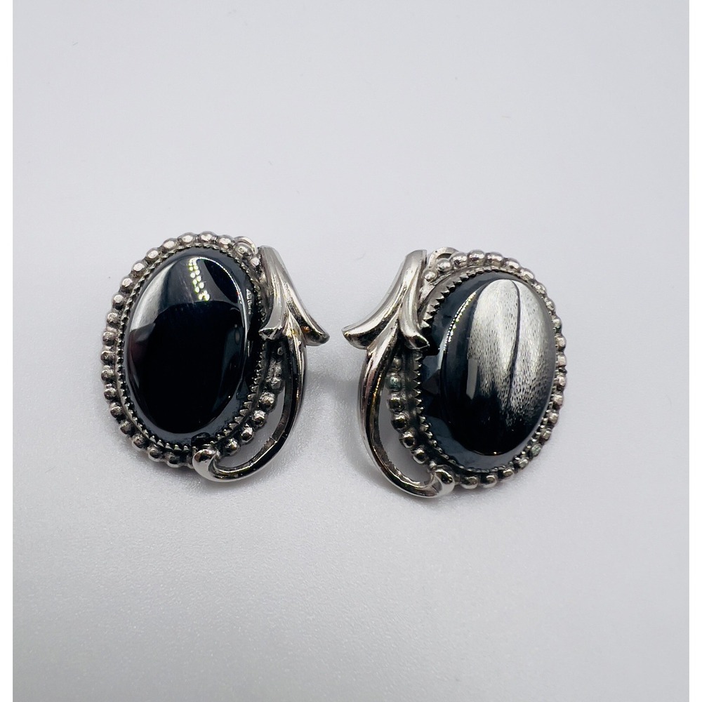 Whiting & Davis Co. Signed Vintage Hematite Silver‎ Tone Clip On Earrings